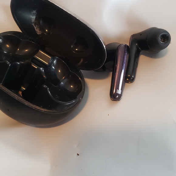 Monster Airbuds - Picture 5 of 5